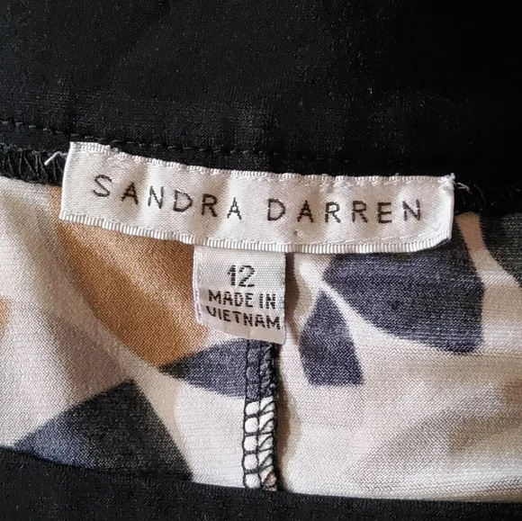 Sandra Darren Stretch 3/4 Sleeves Shift Dress Keyhole Neckline Size 12 - Picture 6 of 8